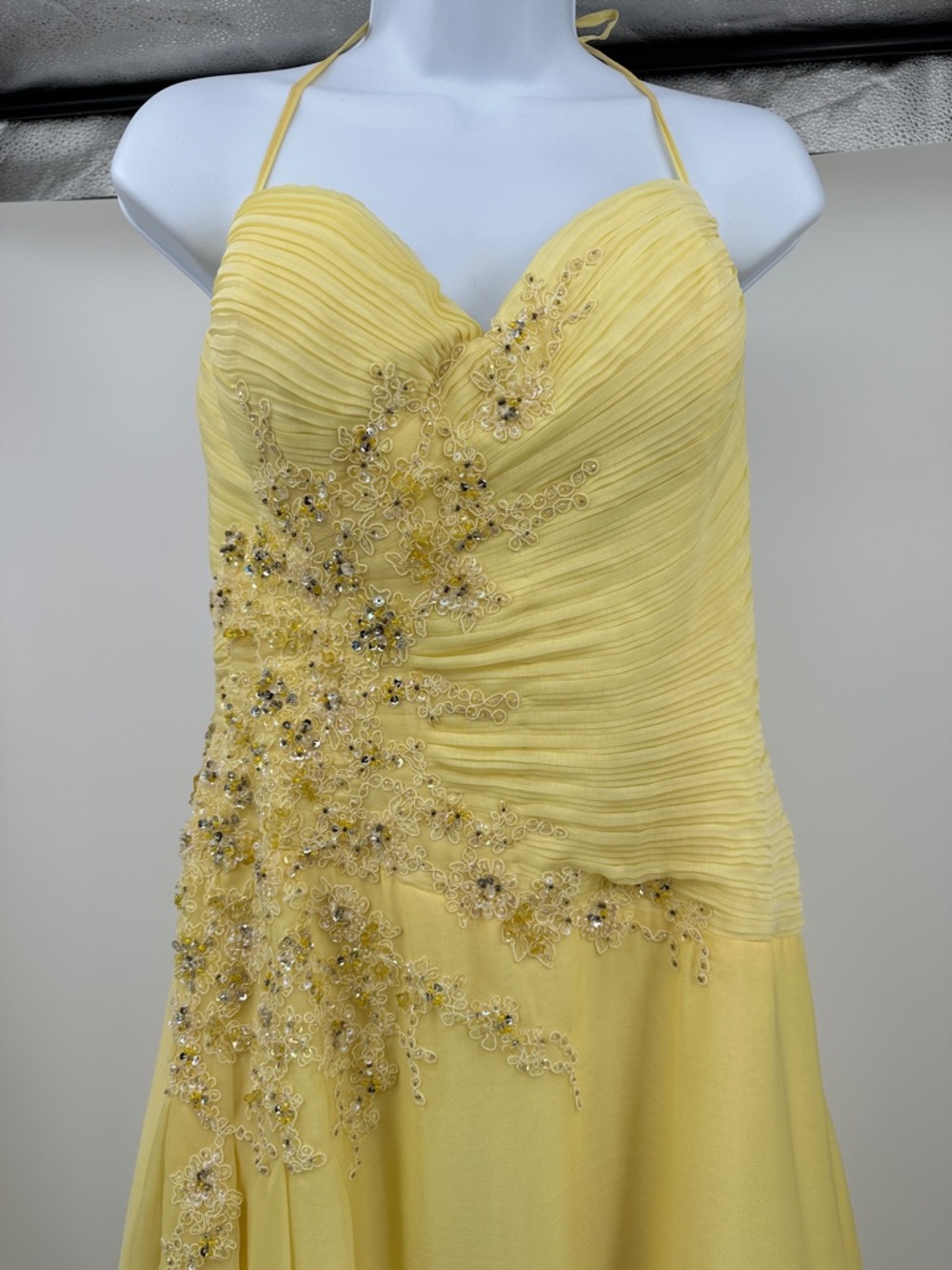 Elegant Yellow Prom Dress Beaded Halter Spaghetti Strap Size 14 - Picture 2 of 12